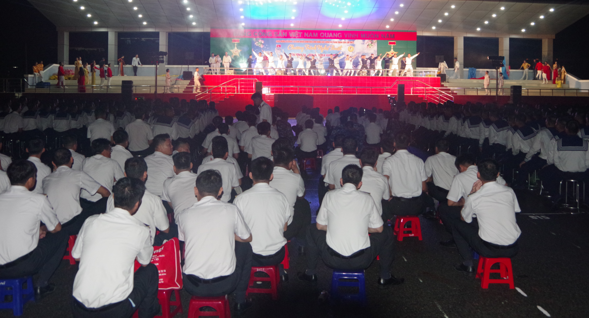 Vang mãi bản hùng ca Trường Sa Vang mãi bản hùng ca Trường Sa
