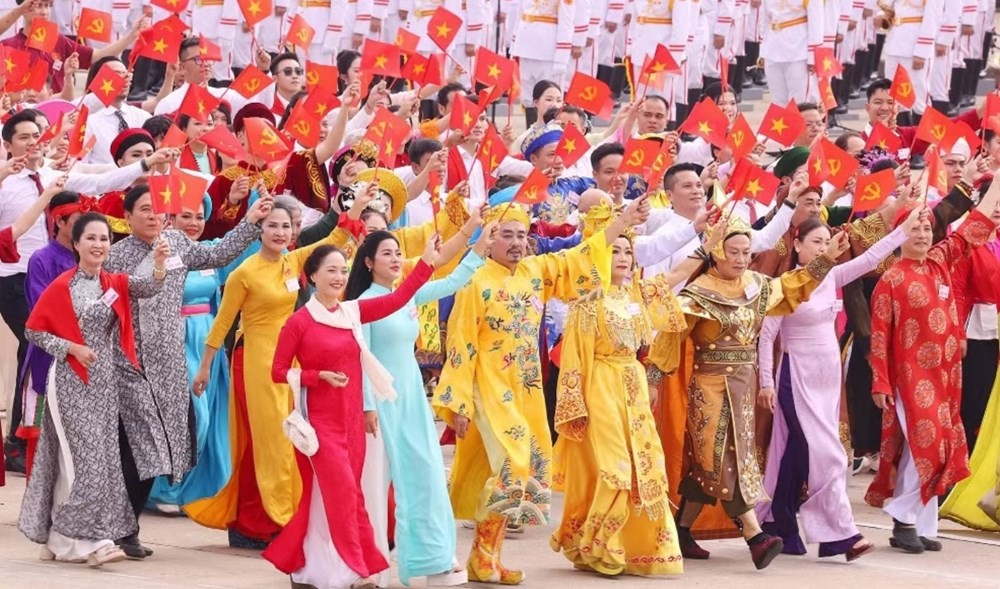 Chi tối thiểu 2% ngân sách cho văn hóa, người lao động được nghỉ hưởng lương ngày 24/11 hằng năm