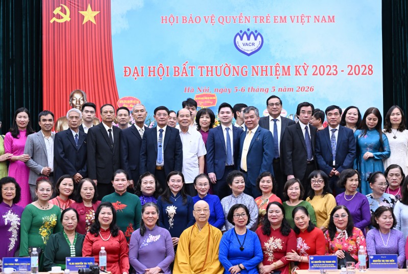 Doanh nhân Đỗ Vinh Quang trở thành Ủy viên BCH Hội Bảo vệ quyền trẻ em Việt Nam Doanh nhân Đỗ Vinh Quang trở thành Ủy viên BCH Hội Bảo vệ quyền trẻ em Việt Nam