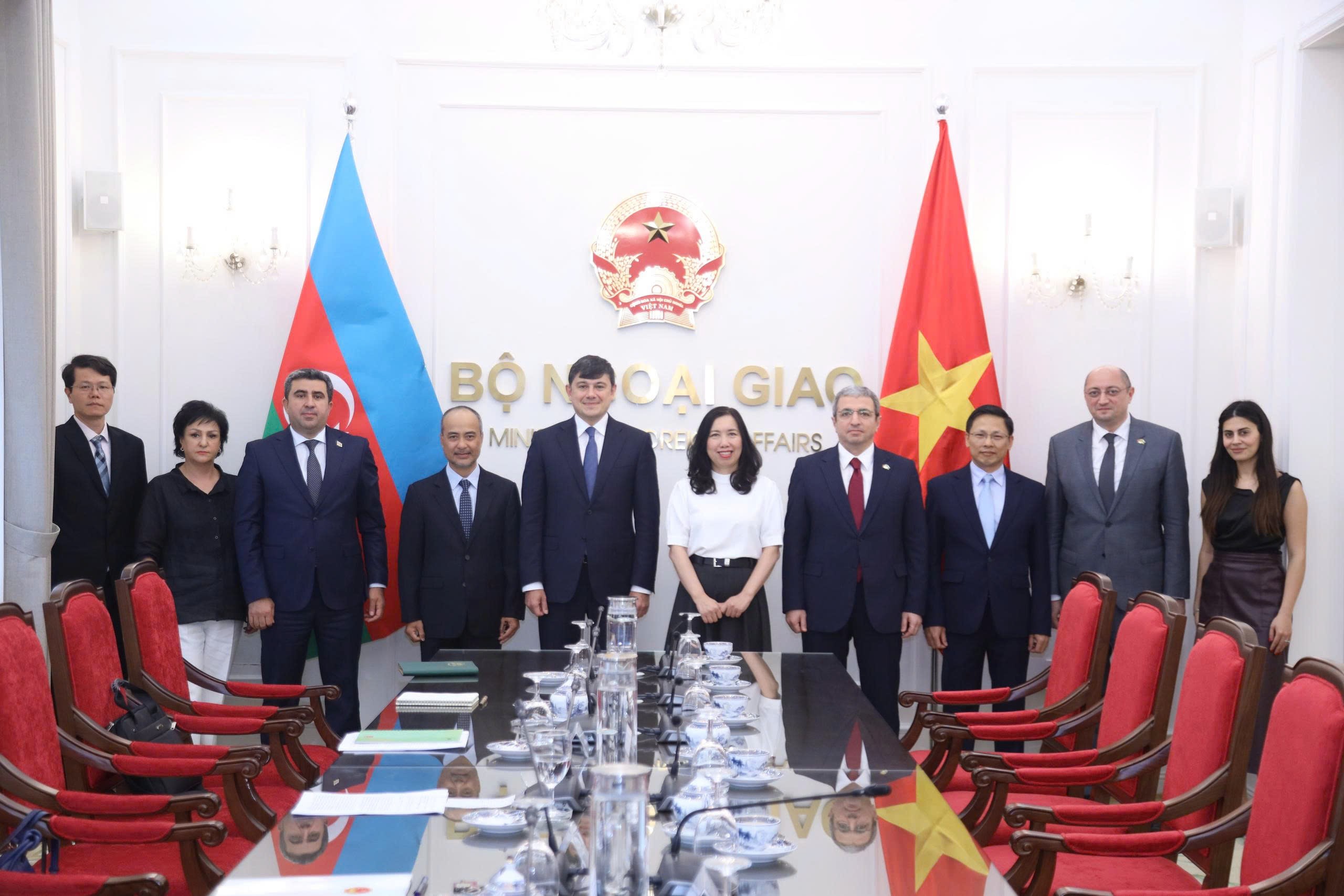 Đẩy mạnh quan hệ hợp tác Việt Nam - Azerbaijan trong lĩnh vực kiều dân Đẩy mạnh quan hệ hợp tác Việt Nam - Azerbaijan trong lĩnh vực kiều dân