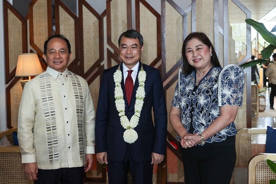 The welcoming ceremony for Prime Minister Le Minh Hung at Mactan-Cebu International Airport in the Philippines. Photo: Nhat Bac The welcoming ceremony for Prime Minister Le Minh Hung at Mactan-Cebu International Airport in the Philippines. Photo: Nhat Bac