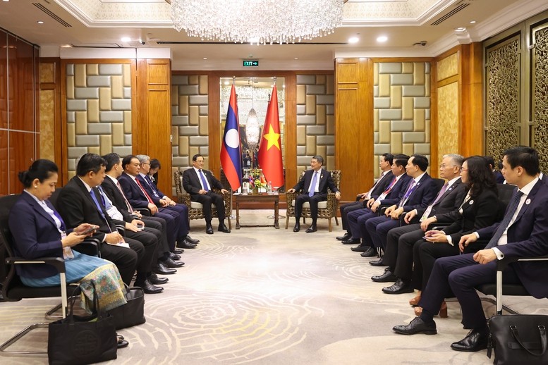 Thủ tướng Lê Minh Hưng: Việt Nam luôn dành ưu tiên cao nhất cho hợp tác với Lào Thủ tướng Lê Minh Hưng: Việt Nam luôn dành ưu tiên cao nhất cho hợp tác với Lào