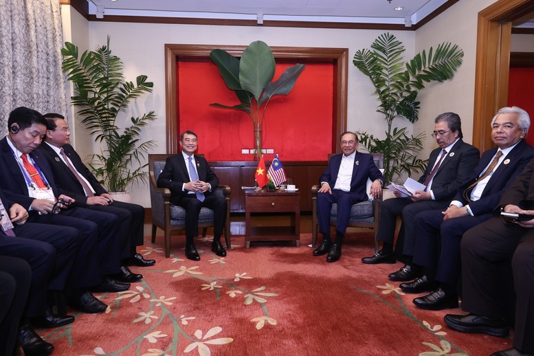 Hình ảnh, vị thế, vai trò Việt Nam với ASEAN trong một thế giới biến động Hình ảnh, vị thế, vai trò Việt Nam với ASEAN trong một thế giới biến động