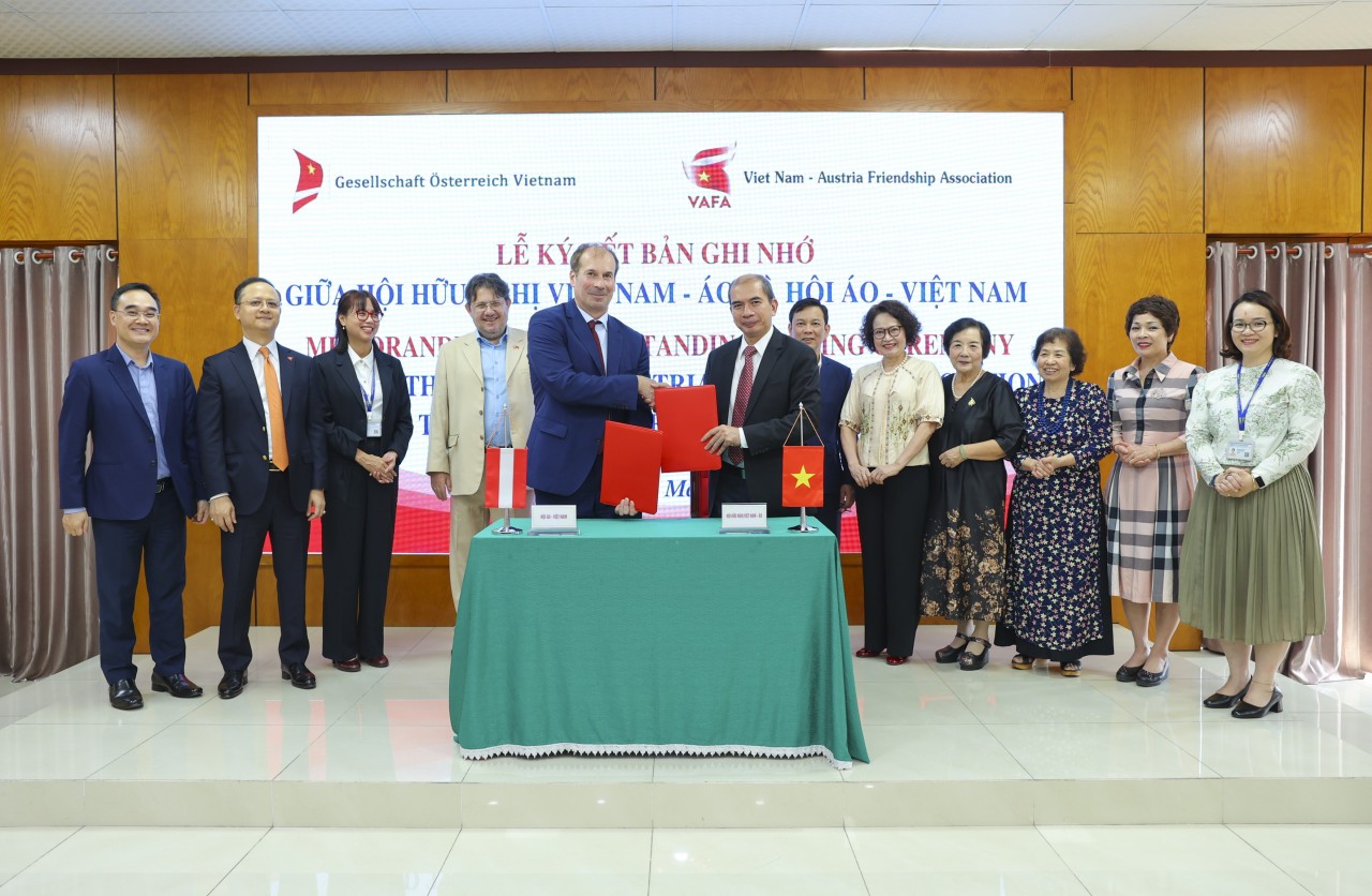 Vietnam-Austria Friendship Association and Austria-Vietnam Society Sign Memorandum of Understanding