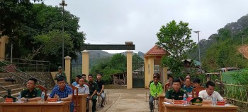Sơn La triển khai mô hình “Chia sẻ yêu thương, biên cương gắn kết”