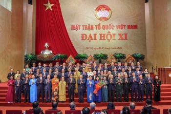 Bà Bùi Thị Minh Hoài giữ chức Chủ tịch Ủy ban Trung ương MTTQ Việt Nam khóa XI