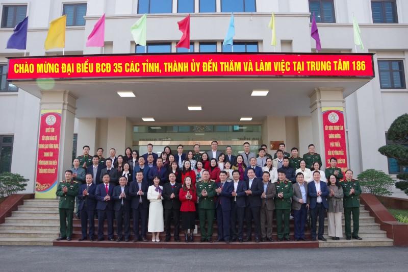 Đập tan luận điệu xuyên tạc về mối quan hệ giữa tính “hiện đại” và bản chất “cách mạng” của quân đội ta Đập tan luận điệu xuyên tạc về mối quan hệ giữa tính “hiện đại” và bản chất “cách mạng” của quân đội ta