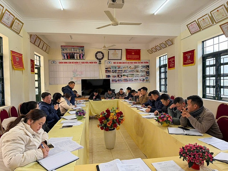 Giữ lớp học sáng đèn nơi vùng cao Sín Chải Giữ lớp học sáng đèn nơi vùng cao Sín Chải