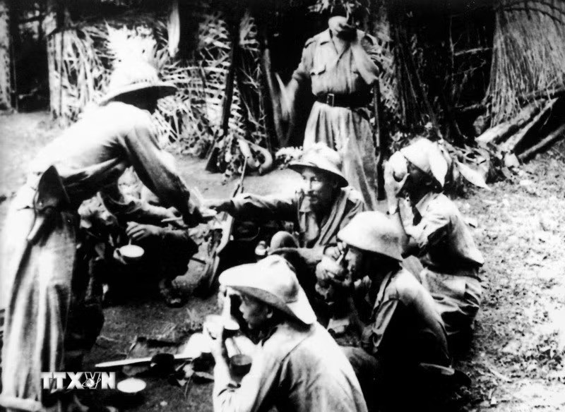 Đạo đức Hồ Chí Minh - biểu tượng văn hóa sáng ngời Đạo đức Hồ Chí Minh - biểu tượng văn hóa sáng ngời
