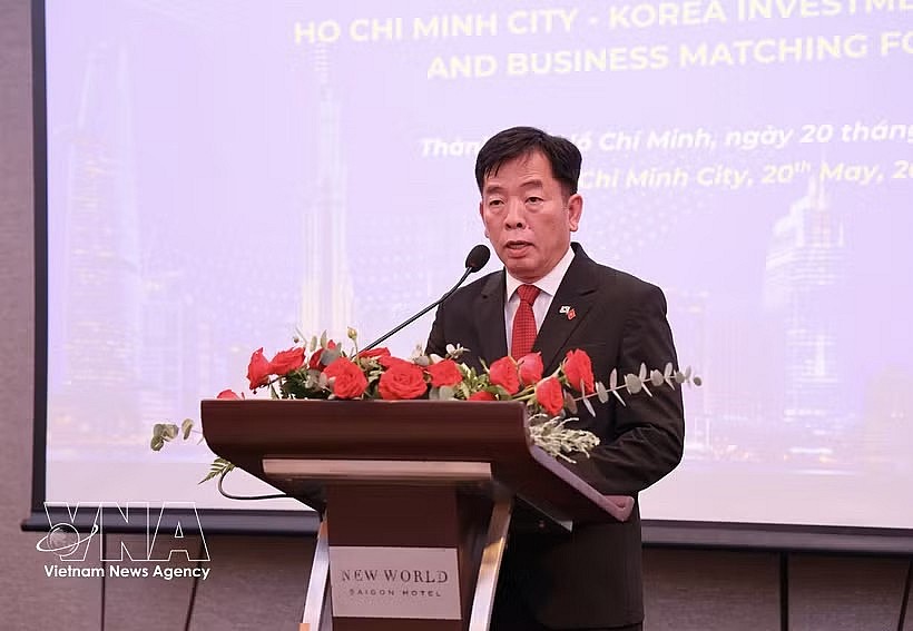 Vietnamese Ambassador to the Republic of Korea Vu Ho speaks at the forum.(Photo: VNA) Vietnamese Ambassador to the Republic of Korea Vu Ho speaks at the forum.(Photo: VNA)