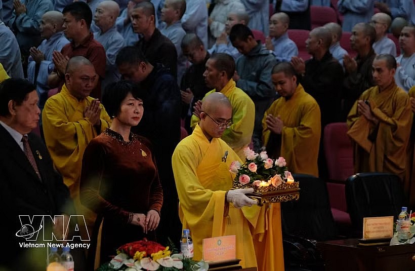 Delegates perform rituals at the opening ceremony of the Vesak Celebrations 2026 in Da Lat on May 23 (Photo: VNA)