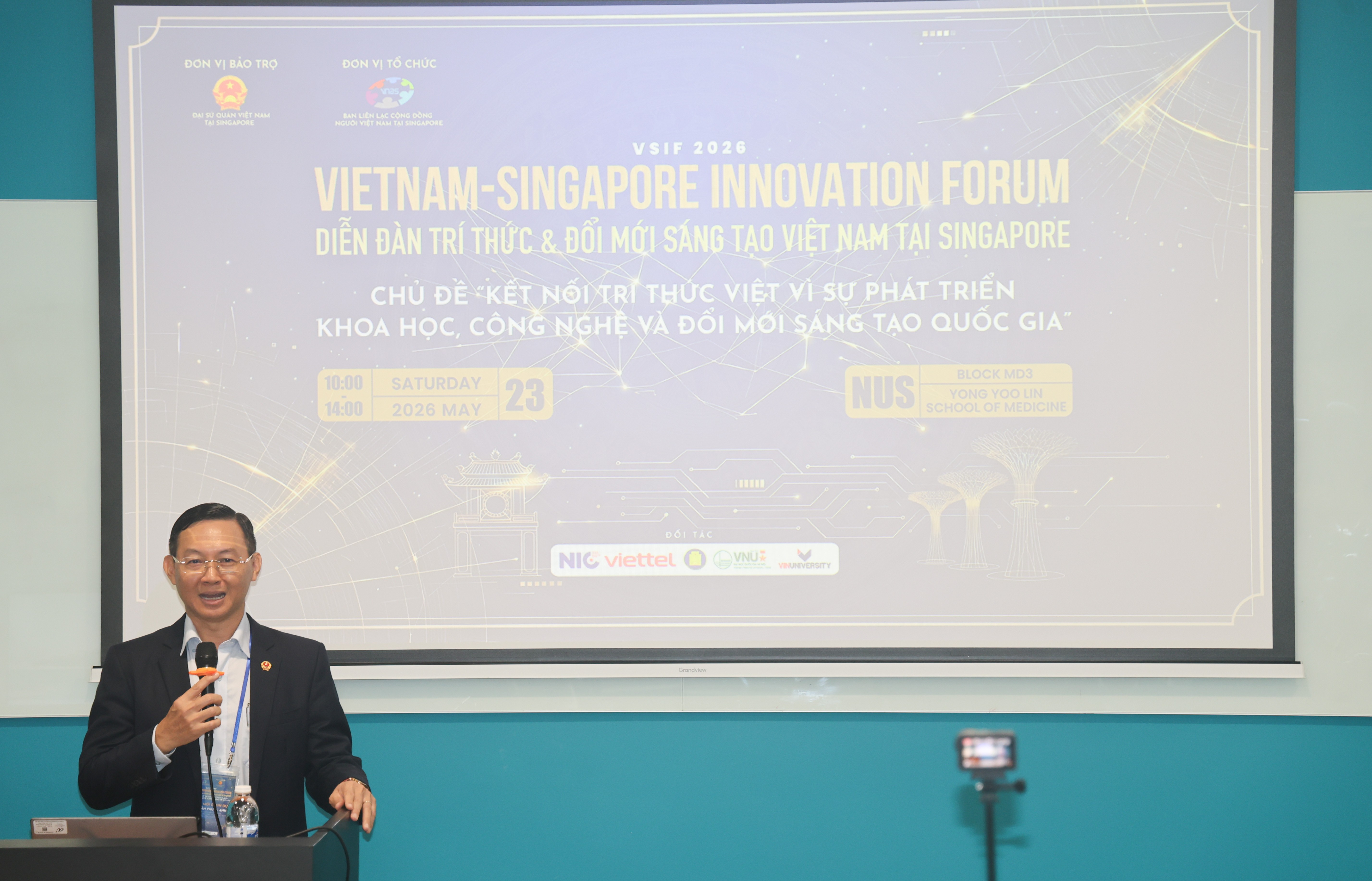 Kiều bào tại Singapore đồng hành đổi mới sáng tạo của Việt Nam