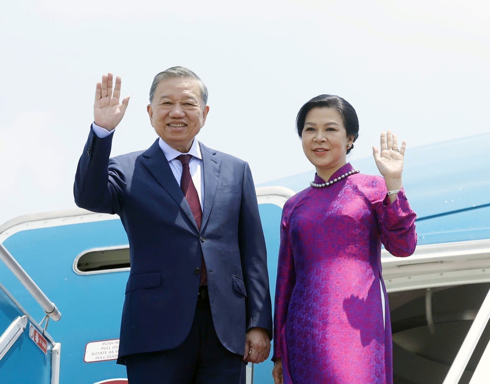 Tổng Bí thư, Chủ tịch nước Tô Lâm và Phu nhân. Ảnh: TTXVN Tổng Bí thư, Chủ tịch nước Tô Lâm và Phu nhân. Ảnh: TTXVN