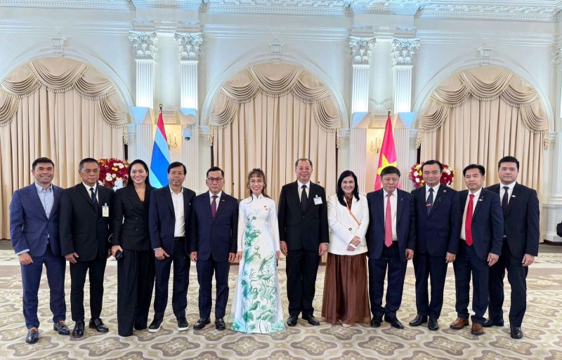 Lãnh đạo Vietjet và EECO tại Tòa nhà Chính phủ Thái Lan