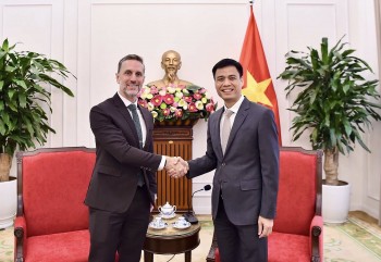 Việt Nam đề nghị UNFPA thúc đẩy hợp tác quốc tế về già hóa dân số và kinh tế bạc