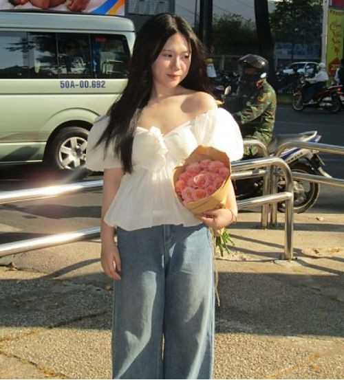 Hoài Thương từ Nghệ An vào TP.HCM để tìm cơ hội phát triển (Ảnh: NVCC) Hoài Thương từ Nghệ An vào TP.HCM để tìm cơ hội phát triển (Ảnh: NVCC)