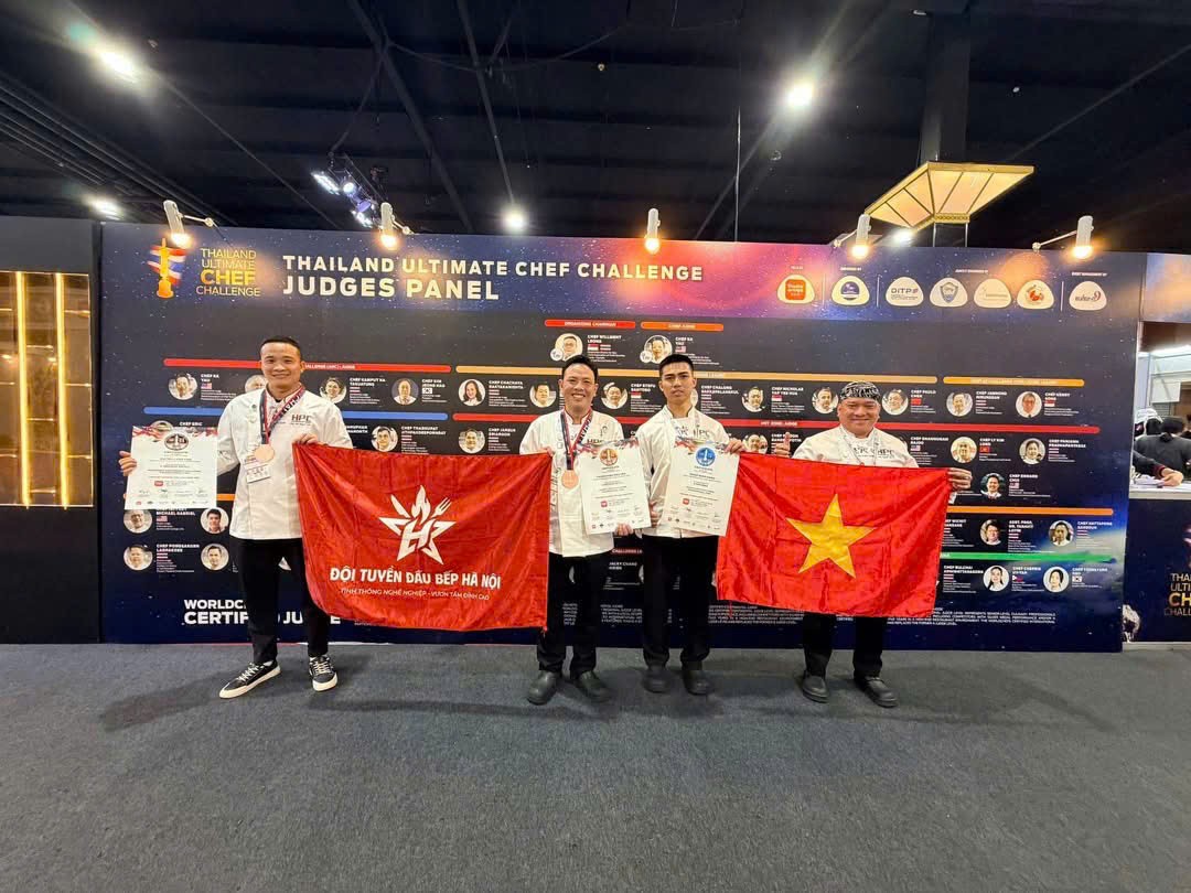 Đầu bếp Hà Nội giành 2 Huy chương đồng tại Thailand Ultimate Chef Challenge 2026 Đầu bếp Hà Nội giành 2 Huy chương đồng tại Thailand Ultimate Chef Challenge 2026