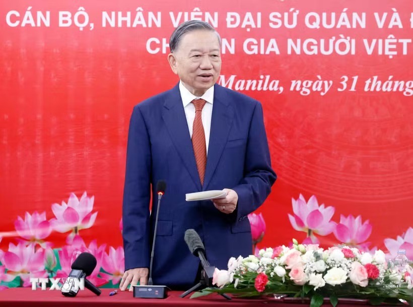 Tổng Bí thư, Chủ tịch nước gặp gỡ đại diện cộng đồng người Việt tại Philippines Tổng Bí thư, Chủ tịch nước gặp gỡ đại diện cộng đồng người Việt tại Philippines