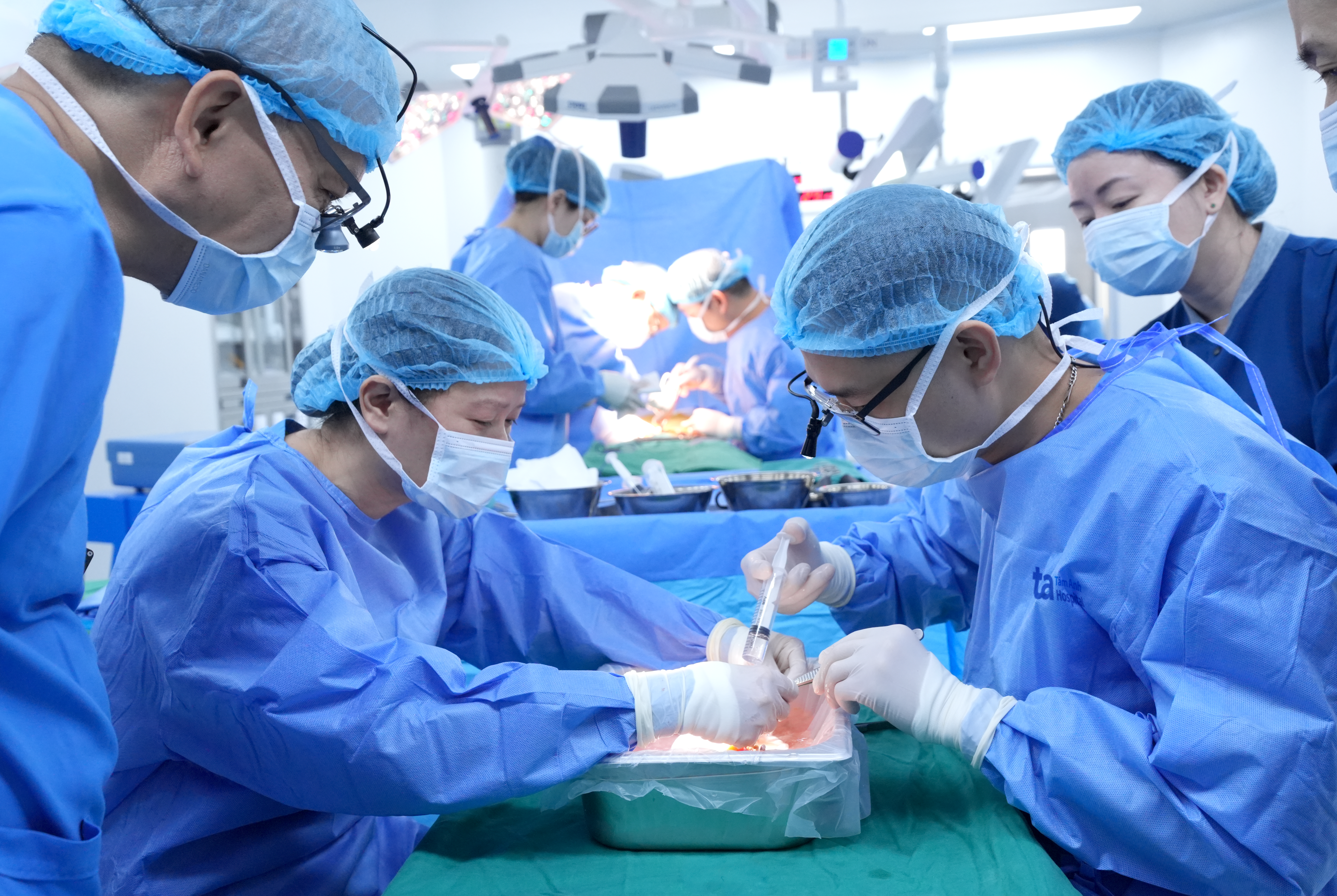 Bệnh viện Tâm Anh ghép thận thành công, chính thức tham gia mạng lưới ghép tạng Việt Nam Bệnh viện Tâm Anh ghép thận thành công, chính thức tham gia mạng lưới ghép tạng Việt Nam