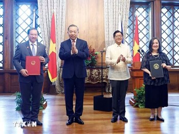 Viet Nam, Philippines Upgrade Relations to Enhanced Strategic Partnership