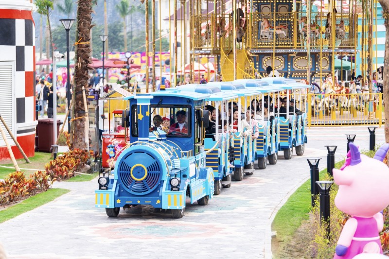 BRIGHTPARK điểm thu hút khách du lịch đến với Ninh Bình BRIGHTPARK điểm thu hút khách du lịch đến với Ninh Bình