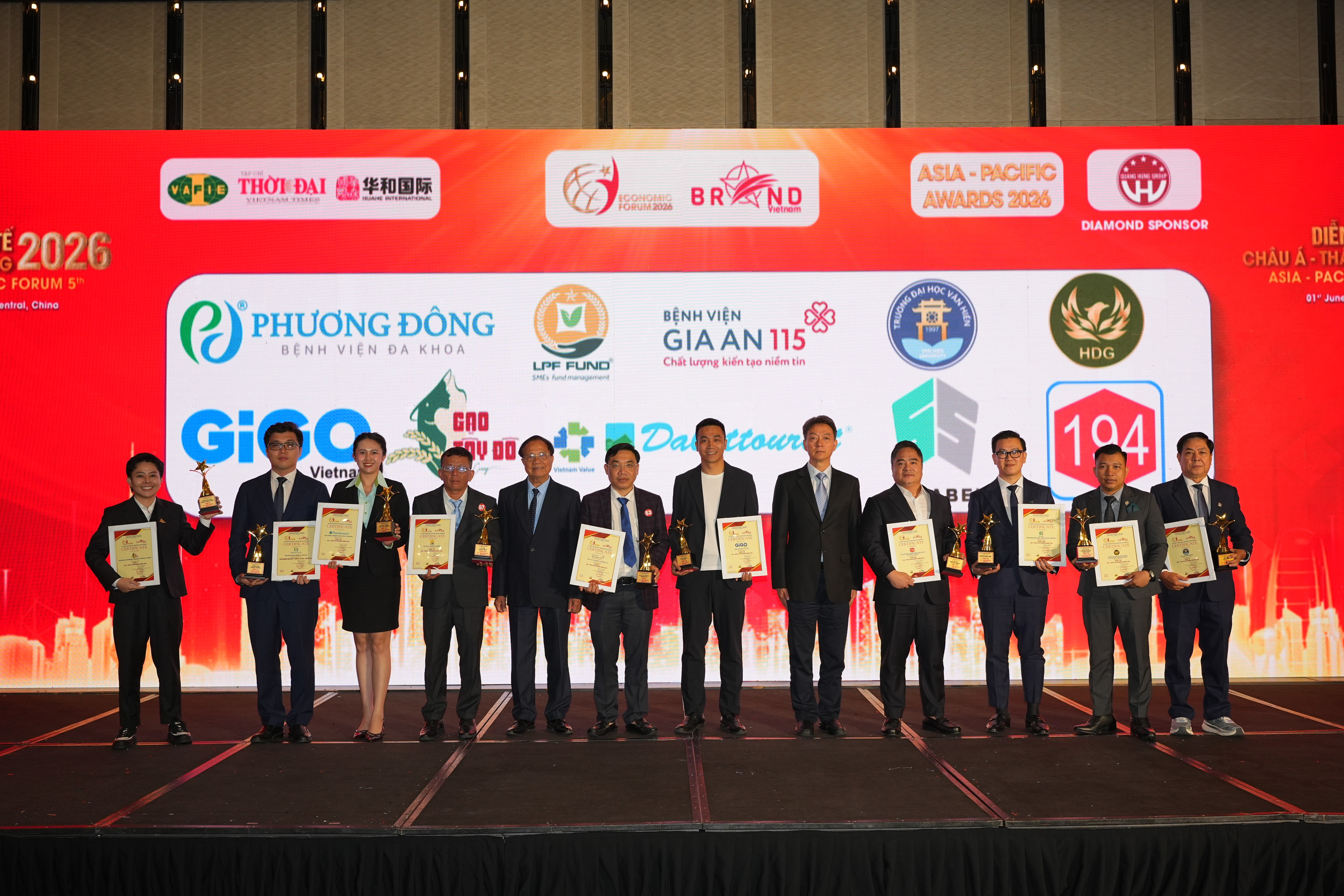 LPF FUND vinh dự nhận giải Thương hiệu tiêu biểu Châu Á – Thái Bình Dương 2026 LPF FUND vinh dự nhận giải Thương hiệu tiêu biểu Châu Á – Thái Bình Dương 2026