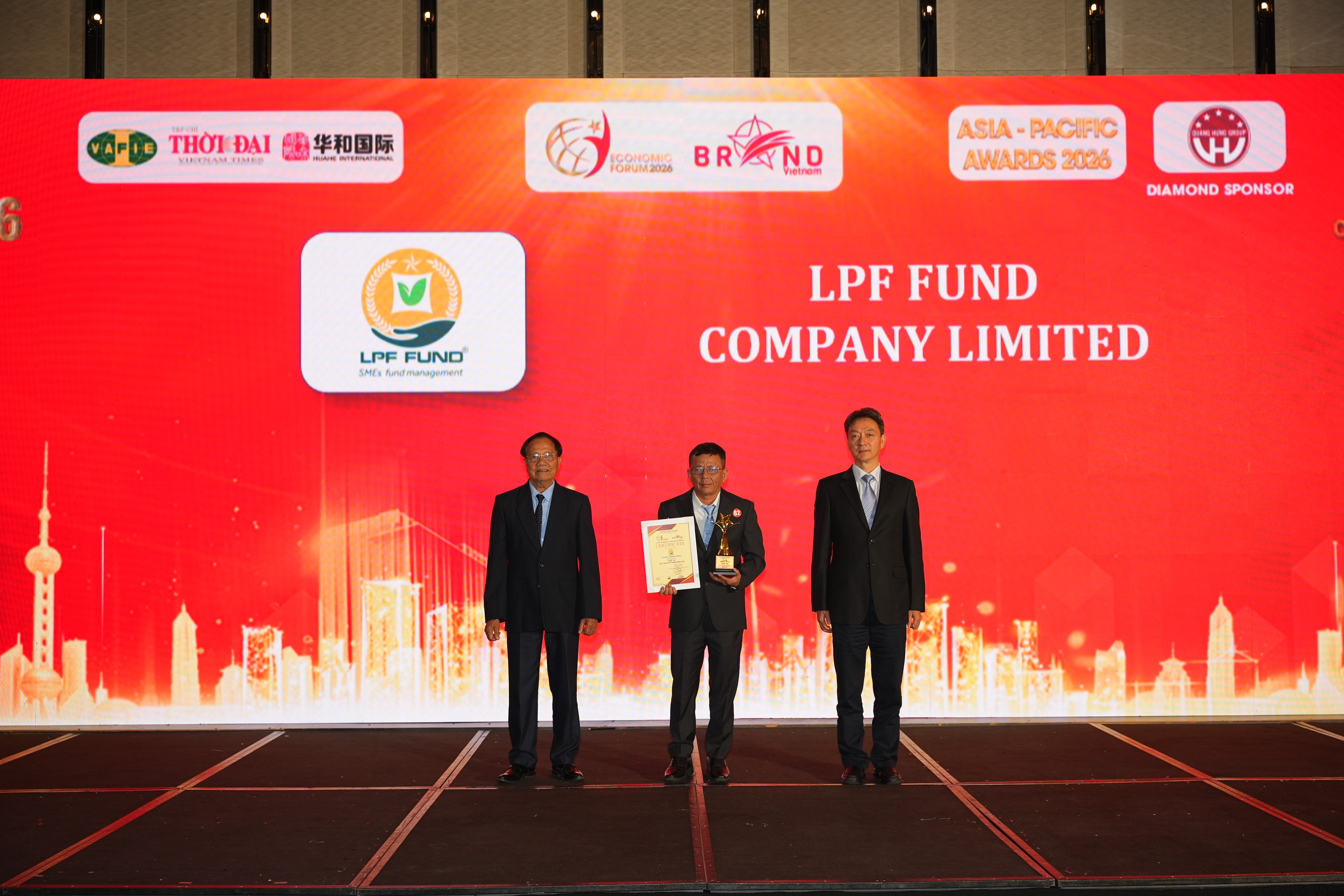 Ông Huỳnh Quốc Khánh – Tổng giám đốc LPF FUND Ông Huỳnh Quốc Khánh – Tổng giám đốc LPF FUND
