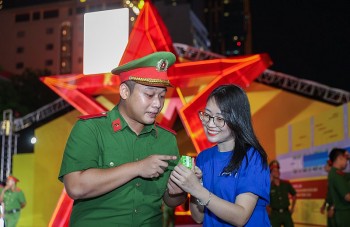 Tham gia gala 