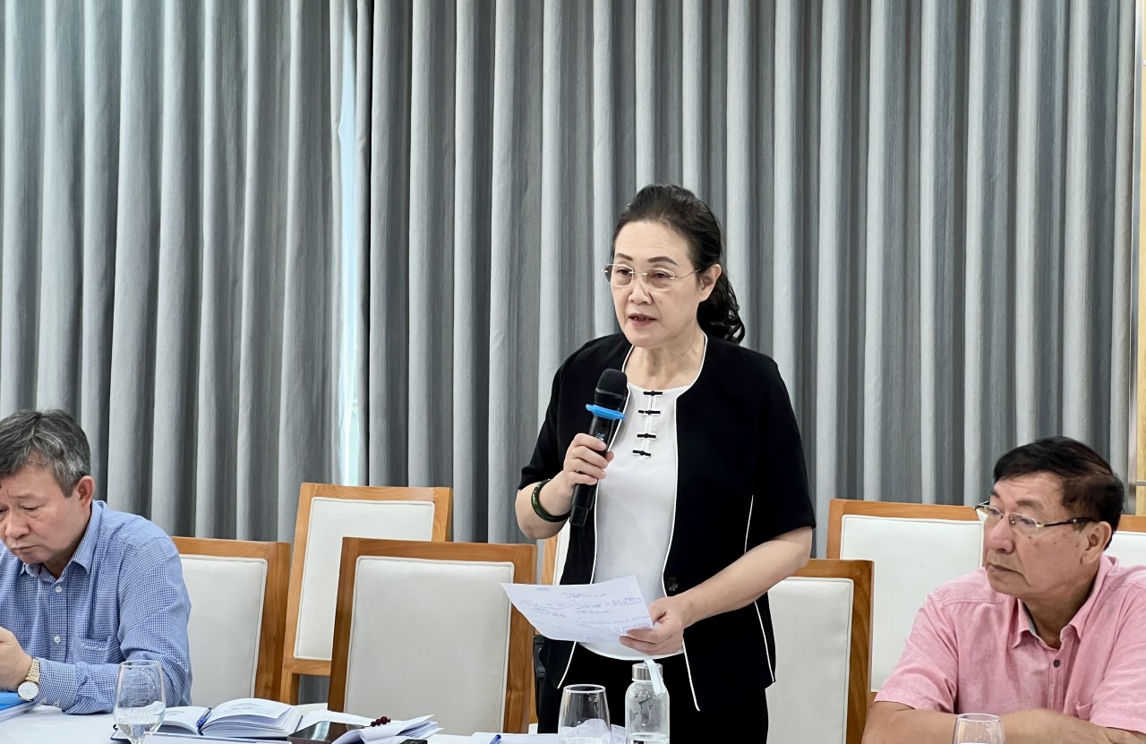 Mobilizing Overseas Vietnamese Talent and Resources for the Capital Mobilizing Overseas Vietnamese Talent and Resources for the Capital