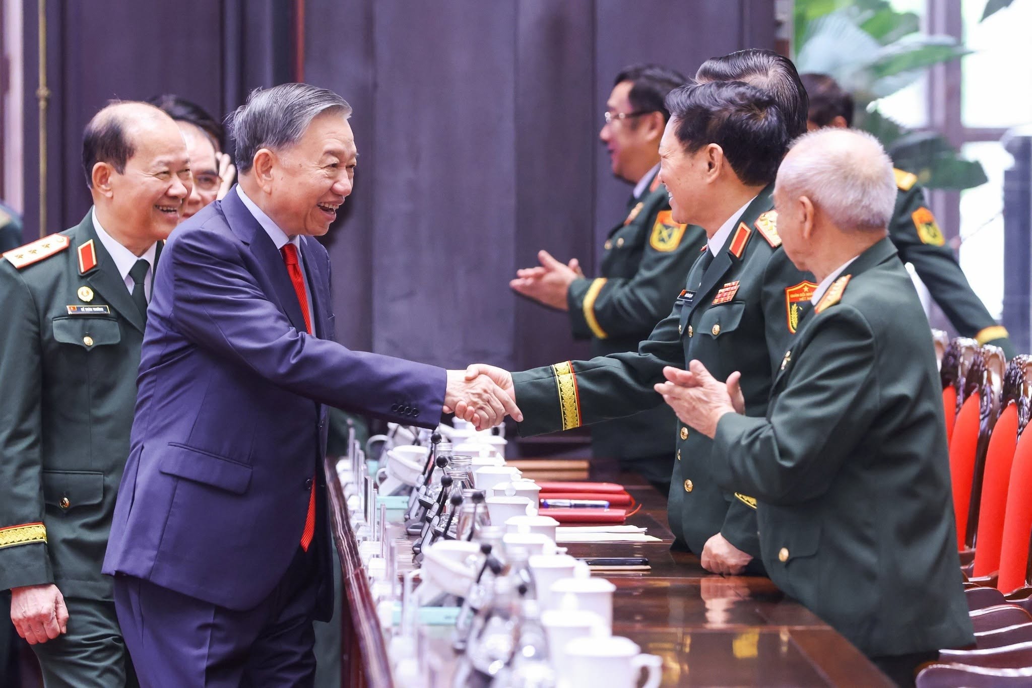Tổng Bí thư, Chủ tịch nước Tô Lâm cùng các đại biểu tham dự Đại hội. (Ảnh: MTTQ Việt Nam) Tổng Bí thư, Chủ tịch nước Tô Lâm cùng các đại biểu tham dự Đại hội. (Ảnh: MTTQ Việt Nam)