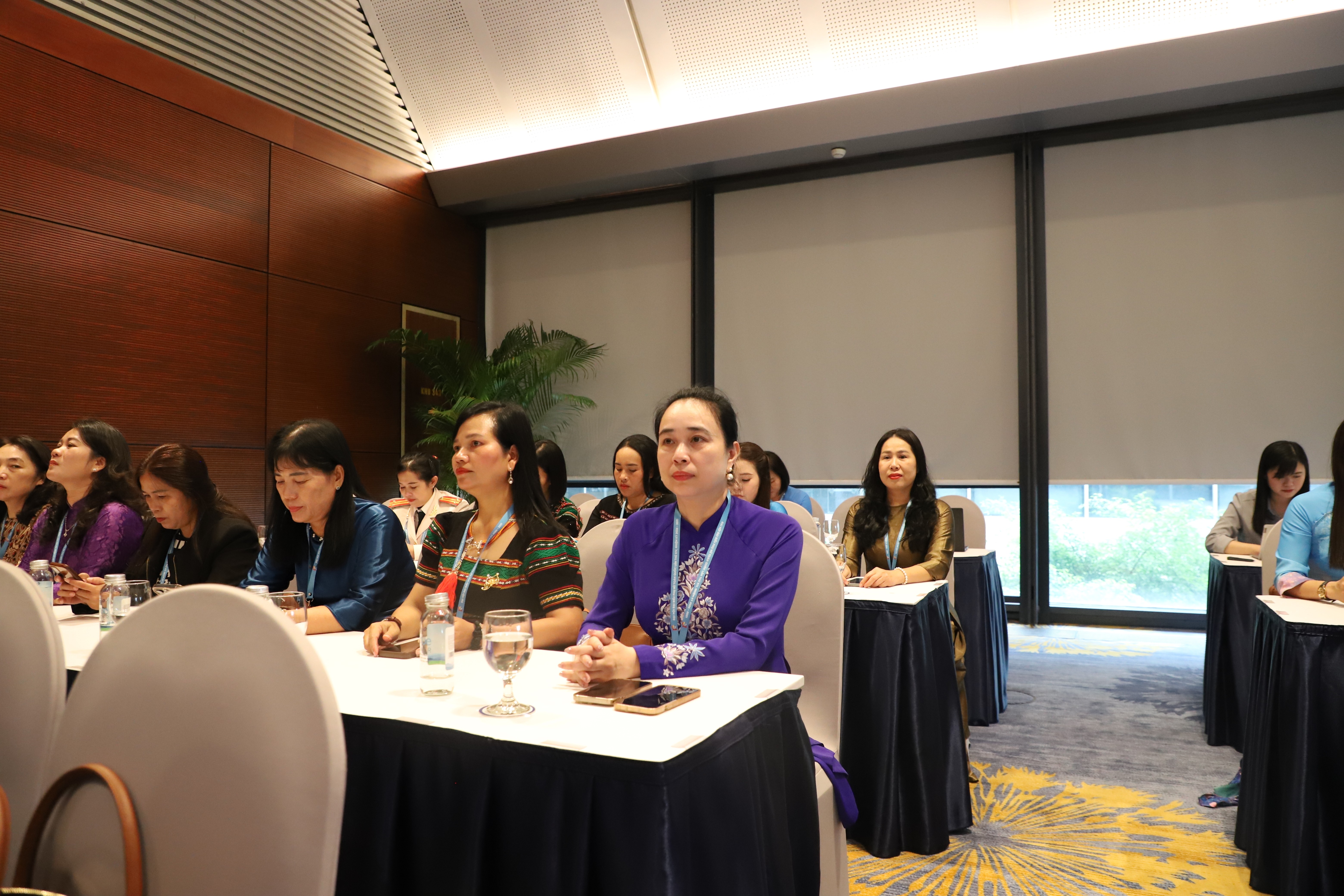 Đồng chí Đỗ Nguyệt Ánh được tín nhiệm bầu vào Ban Chấp hành Trung ương Hội Liên hiệp Phụ nữ Việt Nam khóa XIV Đồng chí Đỗ Nguyệt Ánh được tín nhiệm bầu vào Ban Chấp hành Trung ương Hội Liên hiệp Phụ nữ Việt Nam khóa XIV