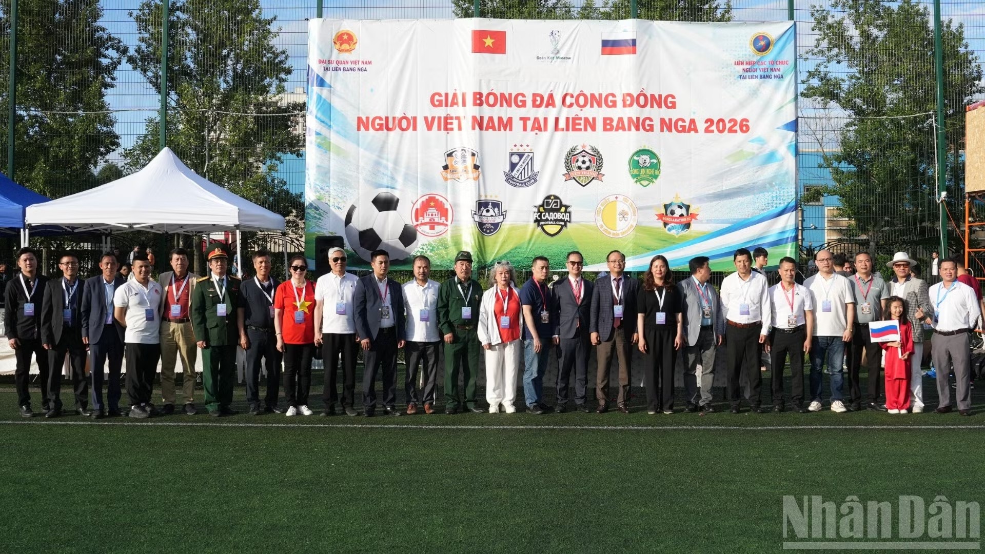 Sân chơi thể thao thắt chặt tình đoàn kết của người Việt tại Nga