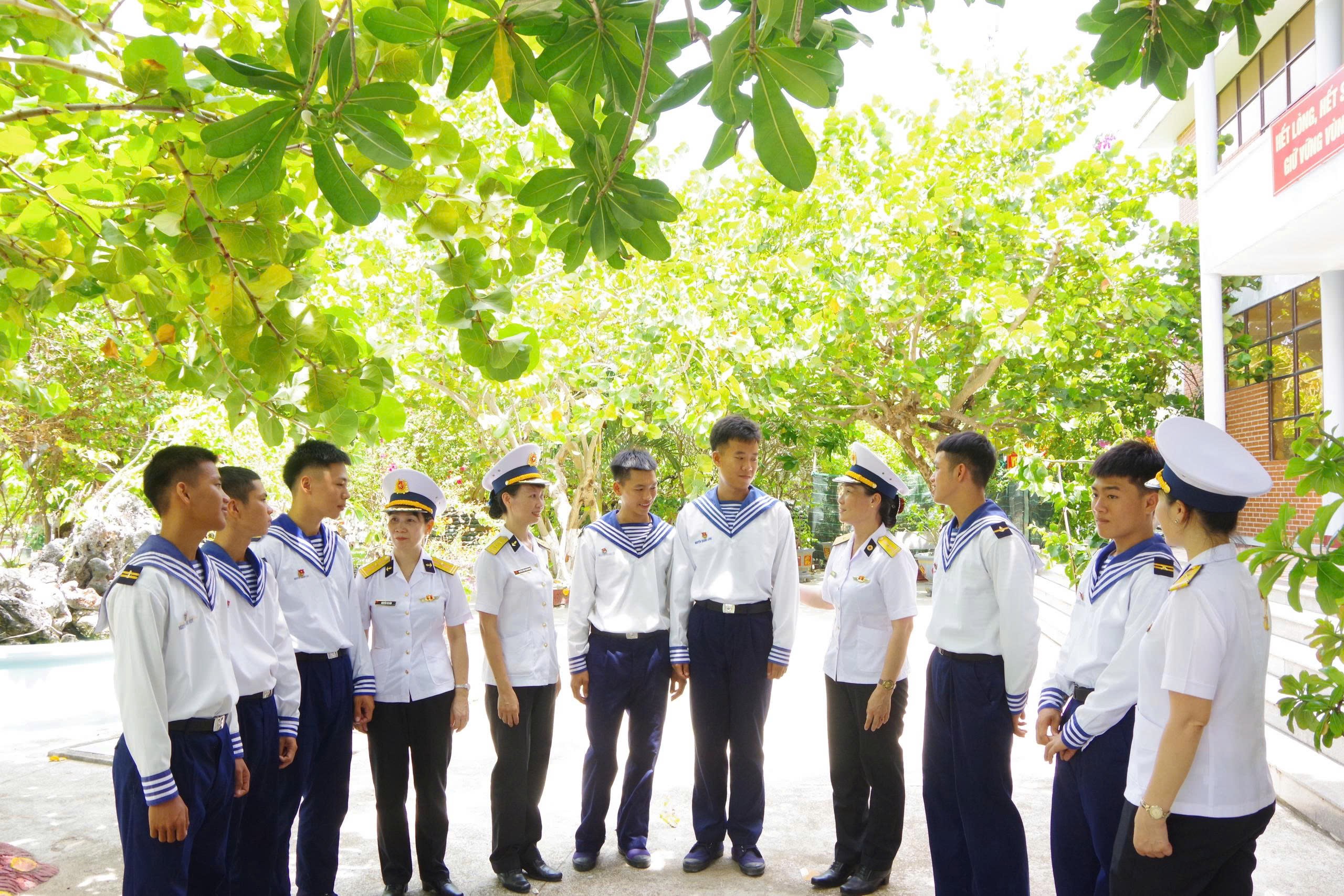 Ước mơ chiến sĩ nơi đảo xa Ước mơ chiến sĩ nơi đảo xa