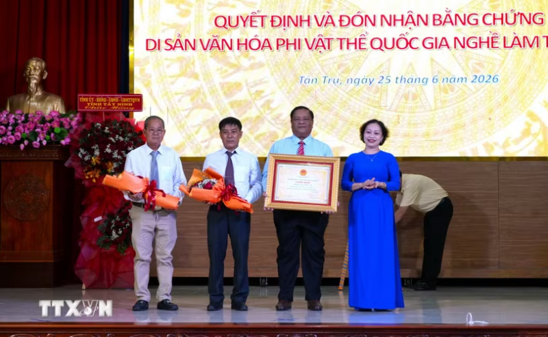 Nghề làm trống Bình An được công nhận Di sản Văn hóa Phi vật thể Quốc gia Nghề làm trống Bình An được công nhận Di sản Văn hóa Phi vật thể Quốc gia