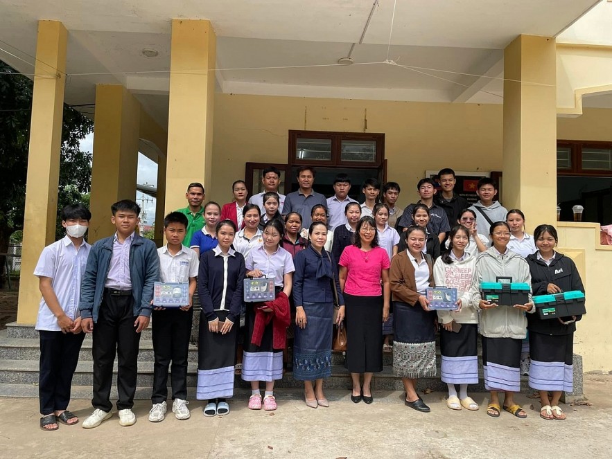 STEM Robotics Training for 30 Teachers and Students at Lao-Vietnamese Friendship School in Sekong