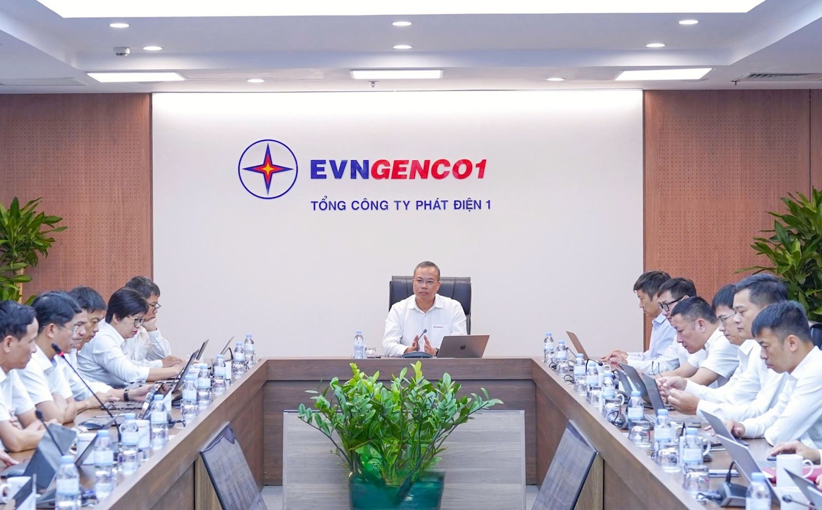 Tổng Giám đốc Lê Hải Đăng chủ trì Hội nghị sơ kết công tác 6 tháng đầu năm và triển khai nhiệm vụ các tháng cuối năm 2026 của EVNGENCO1