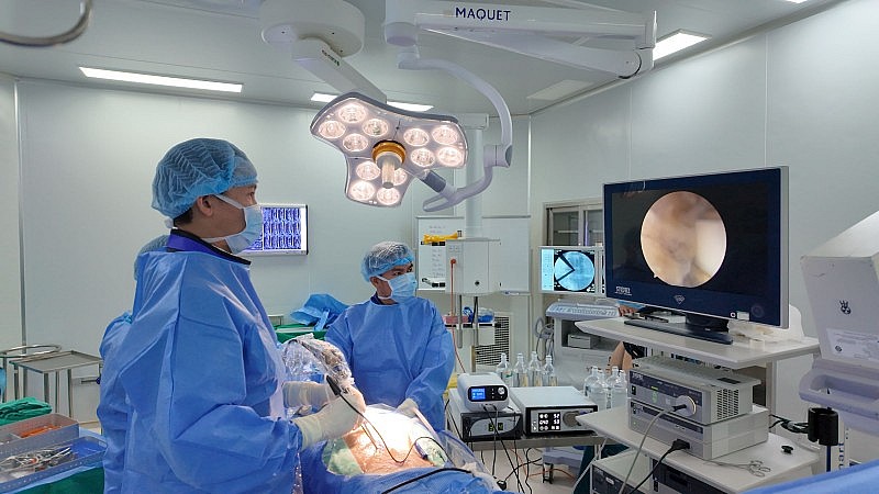 Vượt hàng trăm cây số, tìm lại từng bước đi sau hai lần thoát vị đĩa đệm Vượt hàng trăm cây số, tìm lại từng bước đi sau hai lần thoát vị đĩa đệm