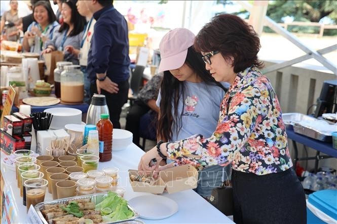 Vietnam Showcases Its Culture at WTO Open Day 2026 Vietnam Showcases Its Culture at WTO Open Day 2026