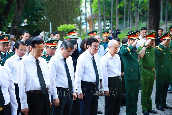 Thủ tướng Lê Minh Hưng: Tìm kiếm hài cốt các anh hùng, liệt sĩ bằng tấm lòng tri ân và tinh thần trách nhiệm cao nhất Chú thích ảnh