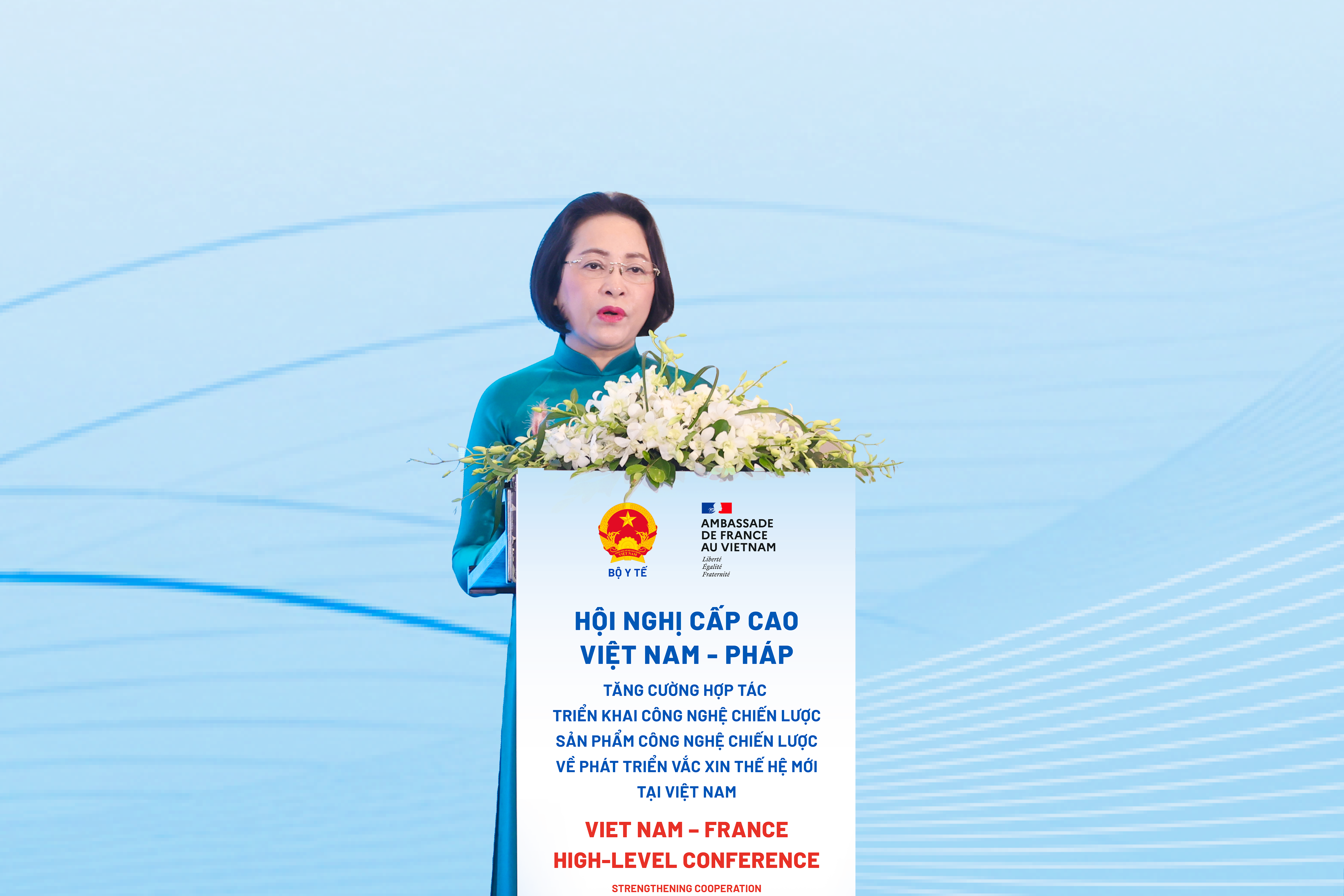 Bà Nguyễn Thị Thanh phát biểu chỉ đạo tại hội nghị, kỳ vọng Việt Nam sớm có sản phẩm công nghệ vắc xin thế hệ mới phục vụ người dân. Bà Nguyễn Thị Thanh phát biểu chỉ đạo tại hội nghị, kỳ vọng Việt Nam sớm có sản phẩm công nghệ vắc xin thế hệ mới phục vụ người dân.