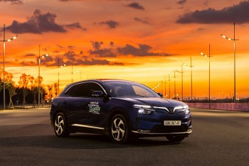 Giá chưa tới 900 triệu đồng, VinFast VF 8 khiến nhiều người tự tin “lên đời” D-SUV