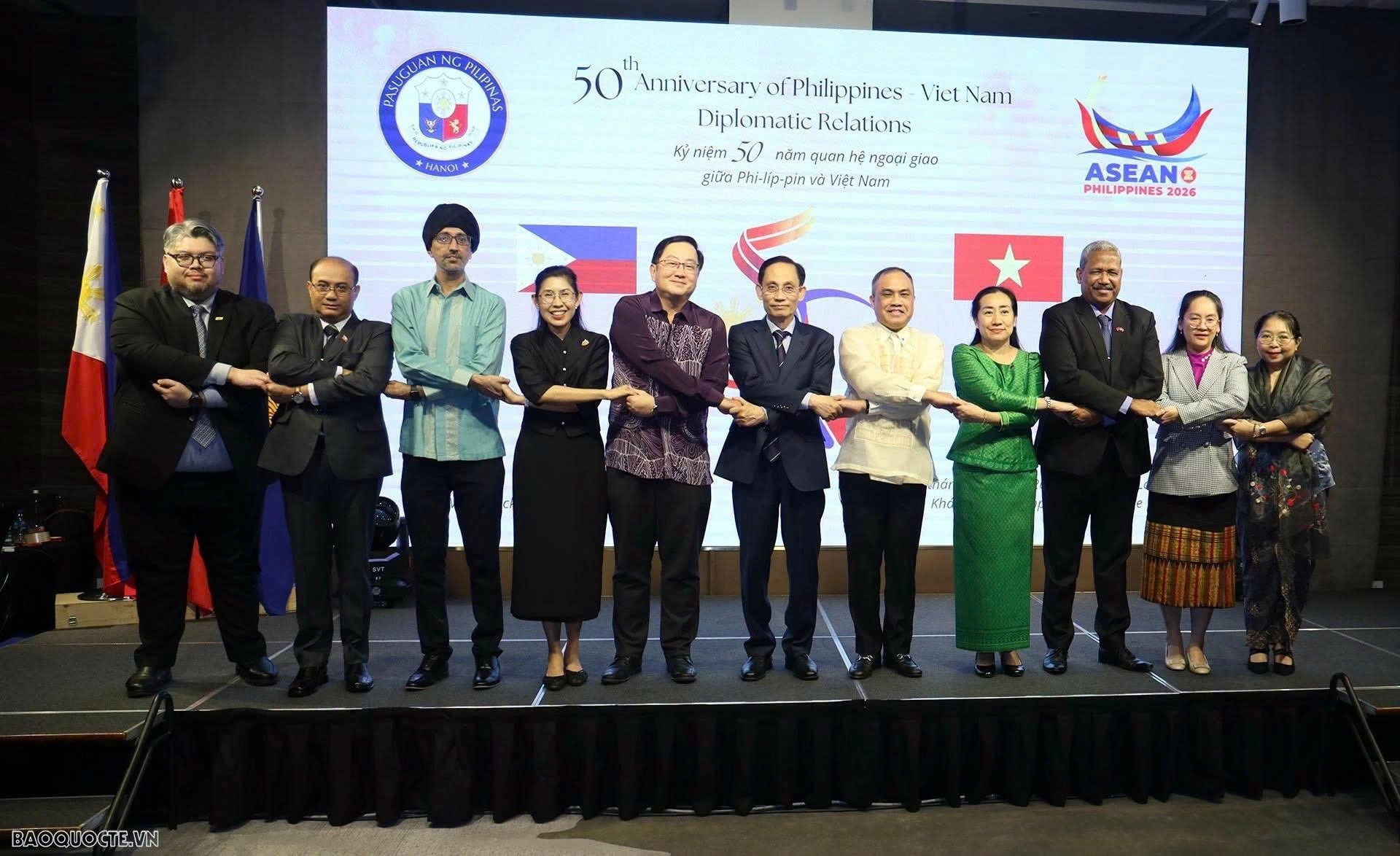 Kỷ niệm 50 năm quan hệ Việt Nam - Philippines