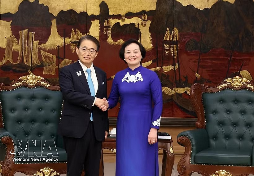 Deputy Prime Minister Pham Thi Thanh Tra (R) meets with Governor of Japan's Aichi prefecture Omura Hideaki in Hanoi on July 10, 2026. (Photo: VNA) Deputy Prime Minister Pham Thi Thanh Tra (R) meets with Governor of Japan's Aichi prefecture Omura Hideaki in Hanoi on July 10, 2026. (Photo: VNA)