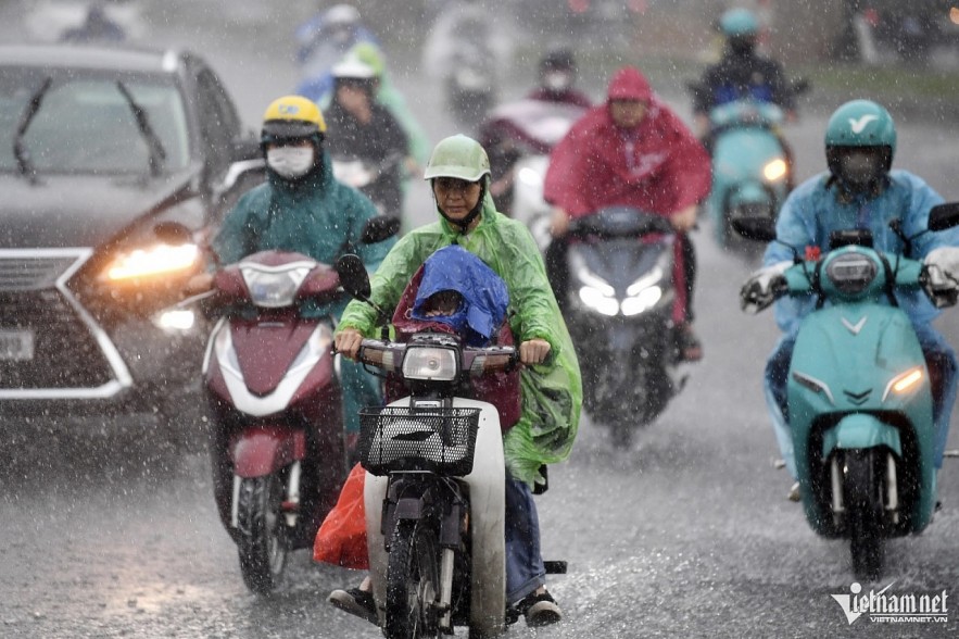 Northern Vietnam is expected to continue experiencing widespread moderate to heavy rainfall in the coming days. Photo: Hoang Minh.
