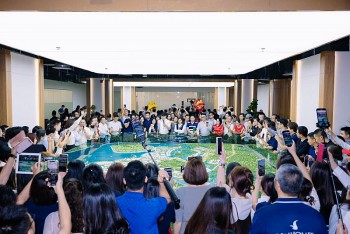 Sa bàn Vinhomes Global Gate Hạ Long “gây sốt” tại Hà Nội, tâm điểm là 4 tòa căn hộ Diamond sắp mở bán