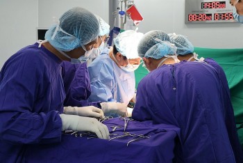 Vinmec Cần Thơ cứu bệnh nhân 75 tuổi có khối u gan lớn gần bằng quả bưởi