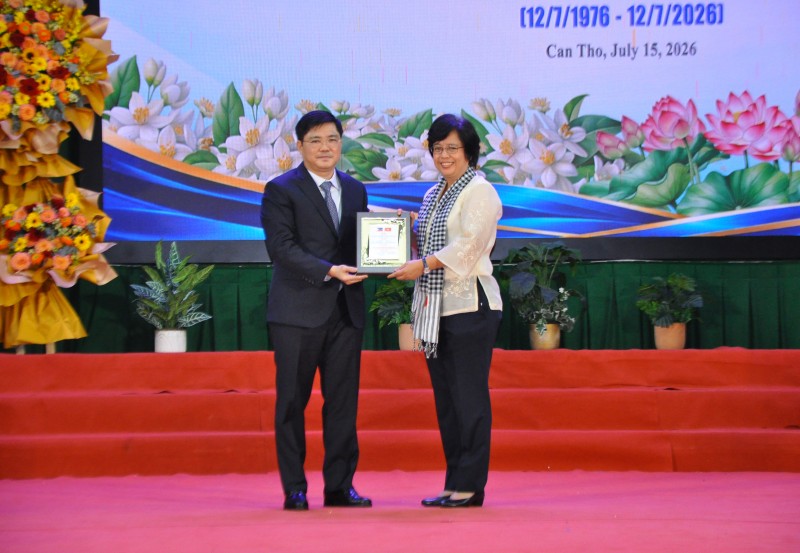 Cần Thơ họp mặt kỷ niệm 50 năm thiết lập quan hệ ngoại giao Việt Nam - Philippines Cần Thơ họp mặt kỷ niệm 50 năm thiết lập quan hệ ngoại giao Việt Nam - Philippines