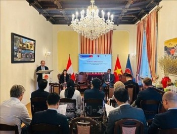 Vietnam Academy of Science and Technology Ramps up Scientific Diplomacy