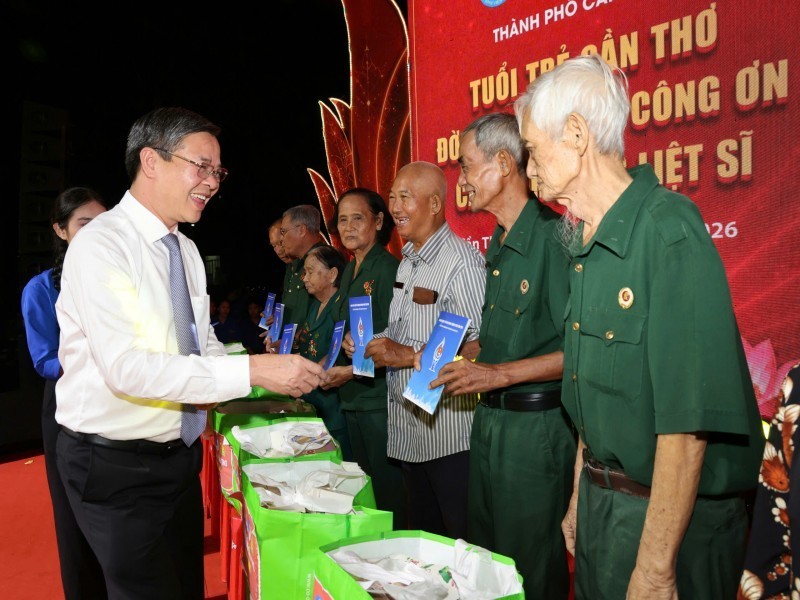 ນະຄອນເກີນເທີ ຈູດທຽນສົດຸດີ ແລະ ຮັກສານຄຸນຄ່າ 