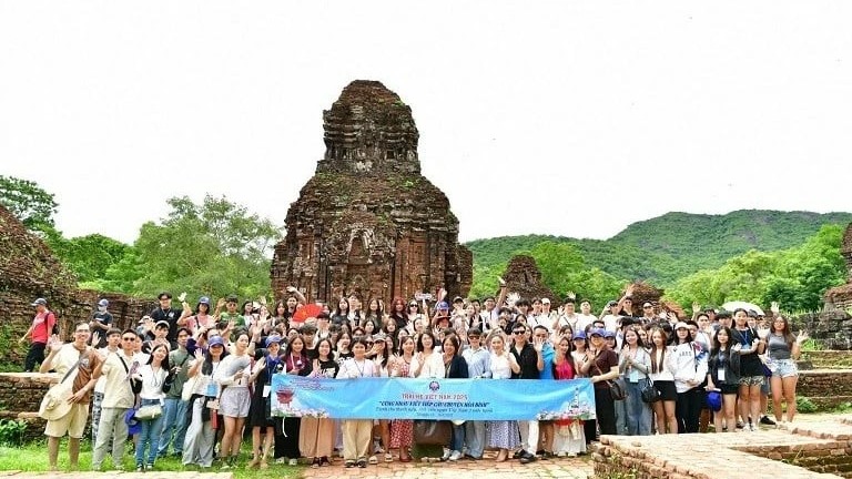 ការទូតអ្នកមានទេពកោសល្យ៖ ចាប់ពីបទពិសោធន៍អន្តរជាតិរហូតដល់ប្រធានបទរបស់វៀតណាម